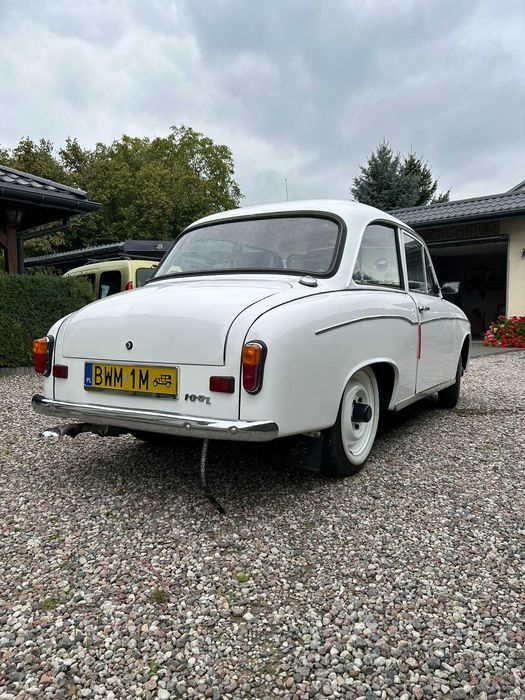 Syrena 105L