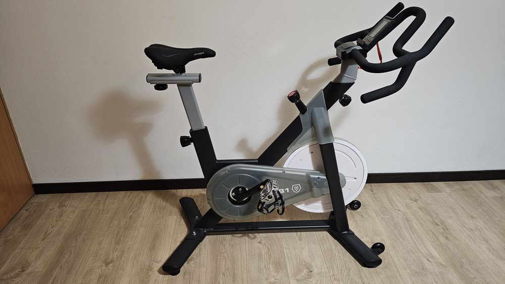 Bicicleta de Spinning Titanium Strength ts1 (INERCIA)