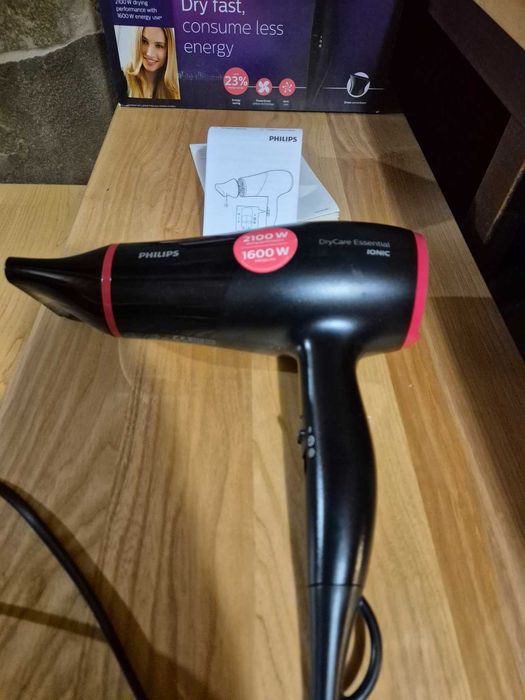 Фен Philips BHD029  ionic