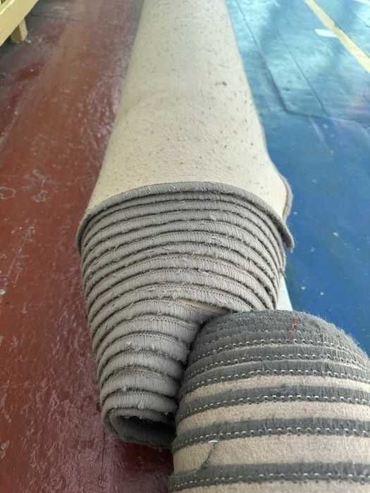 Килими 10*4 метра з оверлоком, б/у