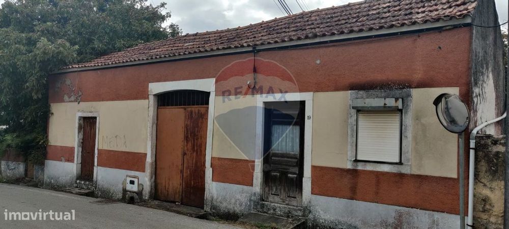 Moradia T5 para venda — Febres, Coimbra