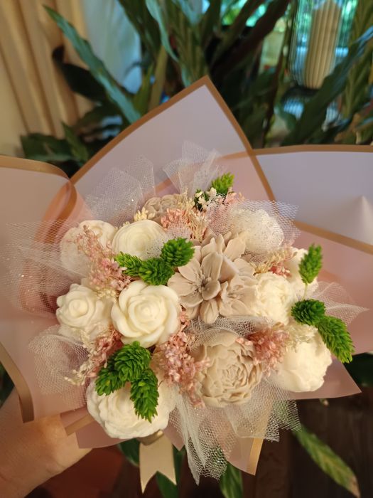 Bukiet z wosku sojowego