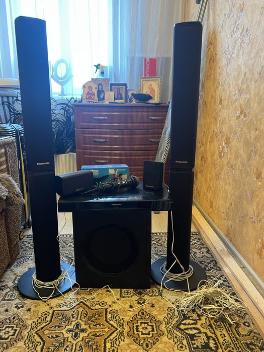 Продам домашній кінотеатр Panasonic DVD+cабвуфер та 4 колонки