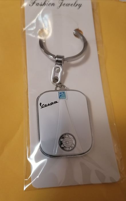 Porta Chaves Piaggio Vespa White