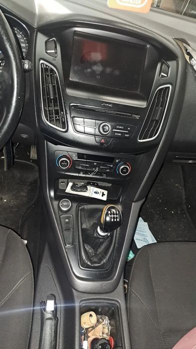 FORD FOCUS III 3 CARRINHA 1.5 TDCI PARA PEÇAS