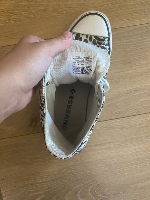 Converse czarno białe