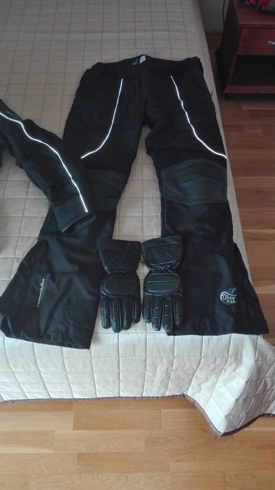 Kombinezon motocyklowy kurtka spodnie rękawice marki Funt