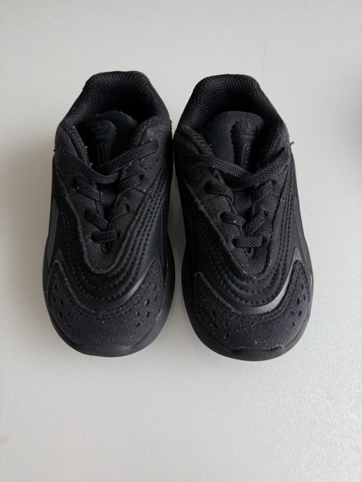 Кросівки  adidas