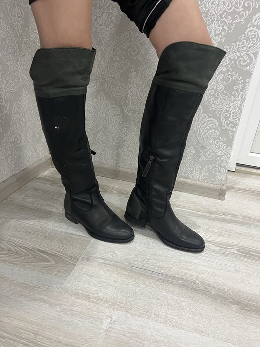 Шкіряні чоботи 36р.