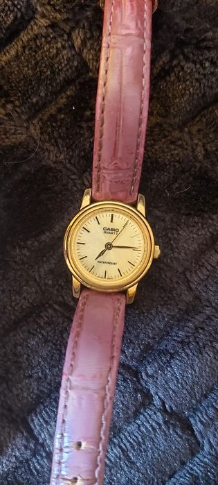 Dwa zegarki Casio damskie