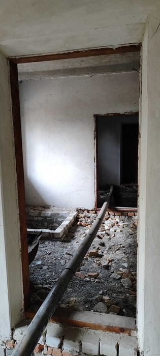 Продам Будинок із білої цегли в с. Погреби  . 20000 дол США