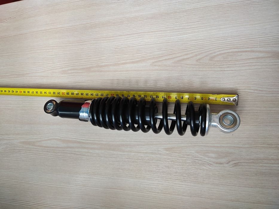 Продам НОВИЙ задній амортизатор на мотоцикл/мопед