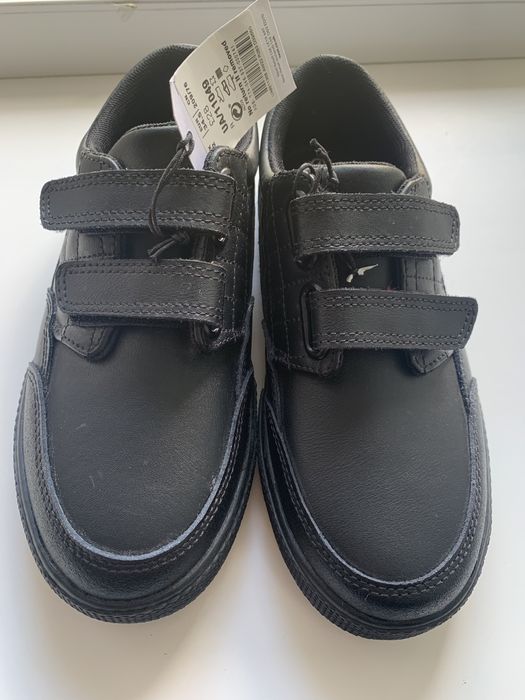 Чорні туфлі Next UK 2/EUR 34.5