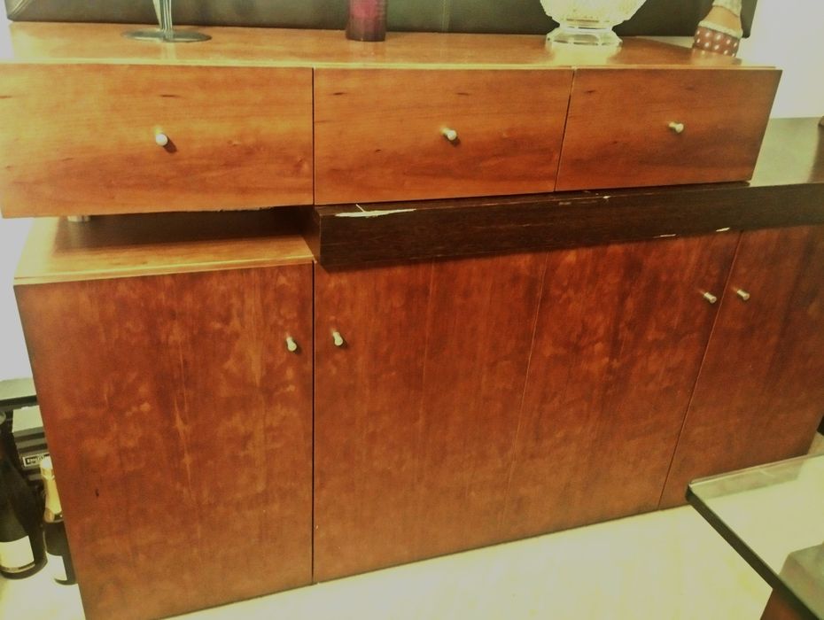 Mobília de sala de jantar em cerejeira - Urgente