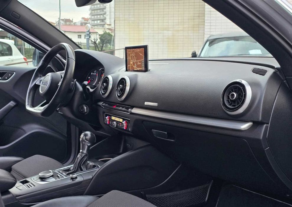 AUDI A3 SPORTBACK 8V FACELIFT S LINE PLUS 2.0TDI 150CV "S-TRONIC"