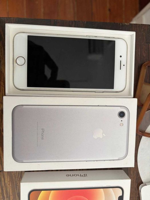 Apple iPhone 7 128 GB Silver (frente branca) Desbloqueado