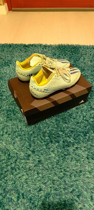 Vendo chuteiras criança