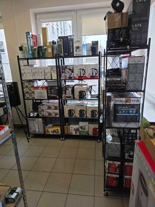 Punkt odbioru i nadania paczek, sklep JTR Outlet Bytom