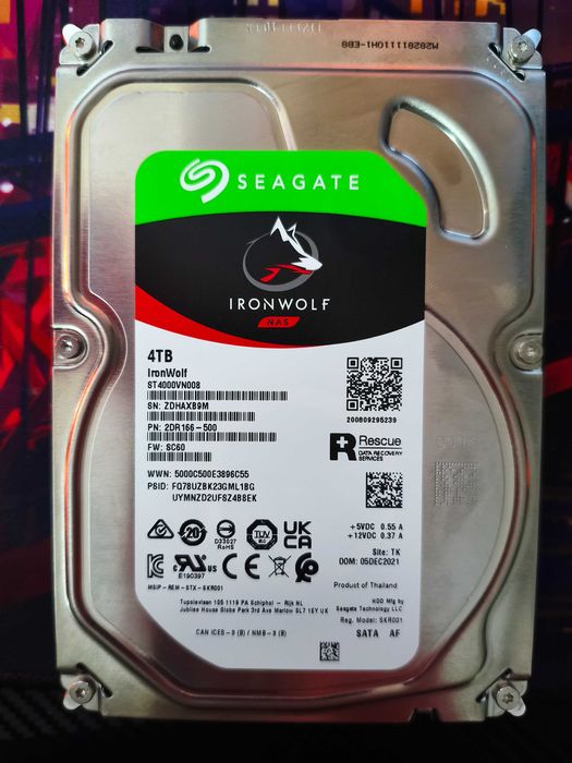 Жорсткий диск Seagate IronWolf 4 TB (ST4000VN008)