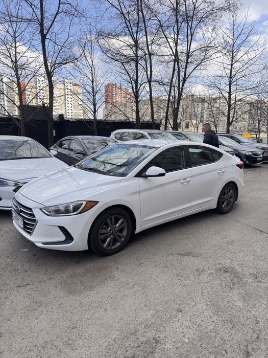 Оренда авто Hyundai Elantra