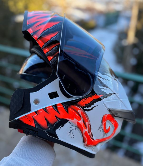 Якісний мотошолом  Модуляр Трансформер, із окулярами МТ білий з зубами