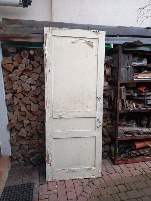 Двері деревяні безкоштовно