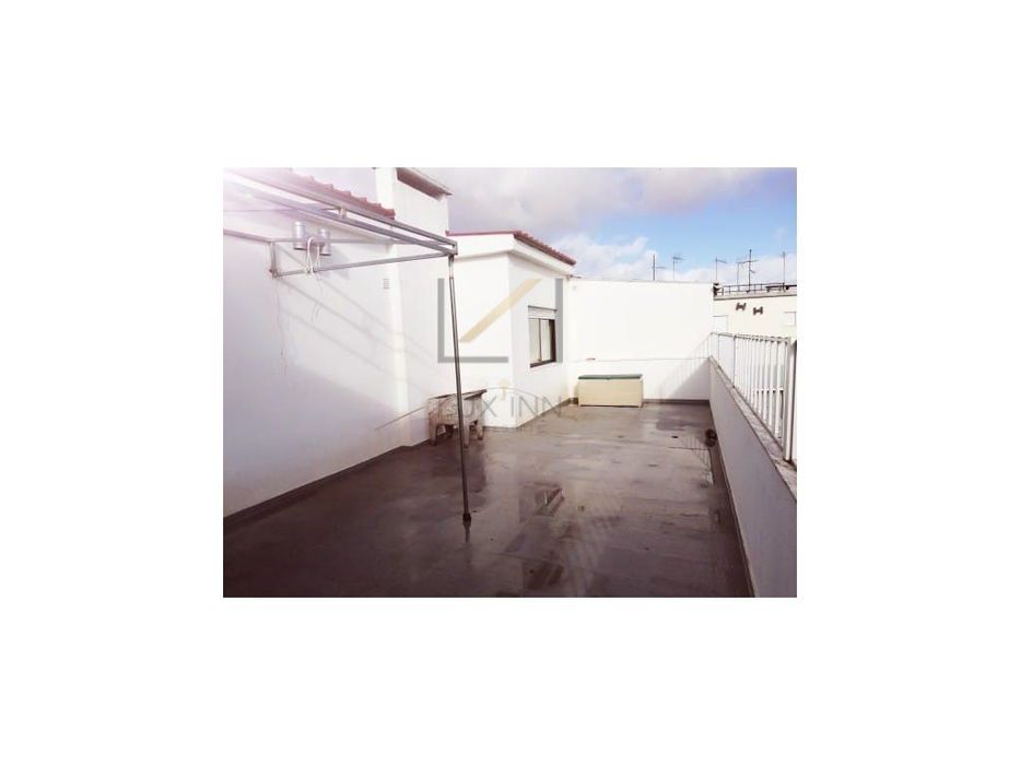 T1 à Venda - Último Andar com Terraços e Vistas Incríveis
Viva no ... — São Sebastião, Setúbal
