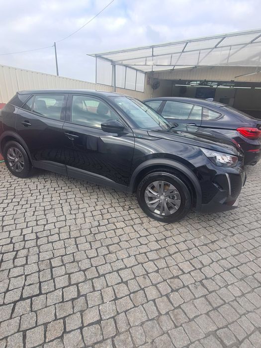 Peugeot E 2008 como novo