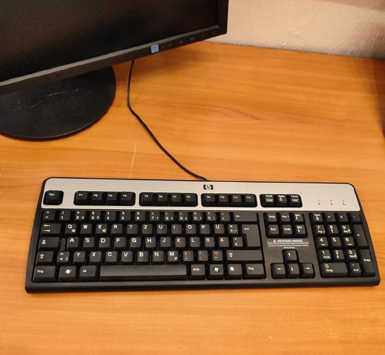Profesjonalna Klawiatura komputerowa niemiecka HP