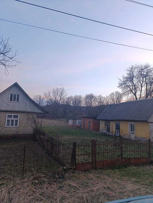 Продається дім в с. Угля