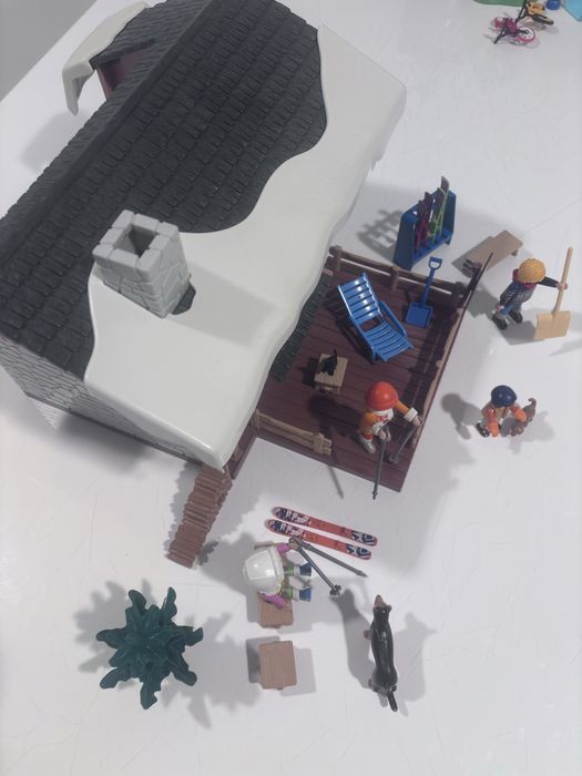 Playmobil 9180 Casa da Neve / Chalé de Inverno