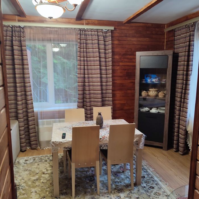 Зимовий котедж у Яремче подобово | До 9 гостей сауна і камін біля лісу