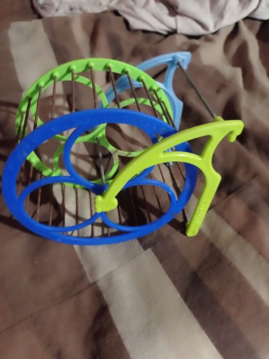 Продам сенницу для больших грызунов, много разных клеток