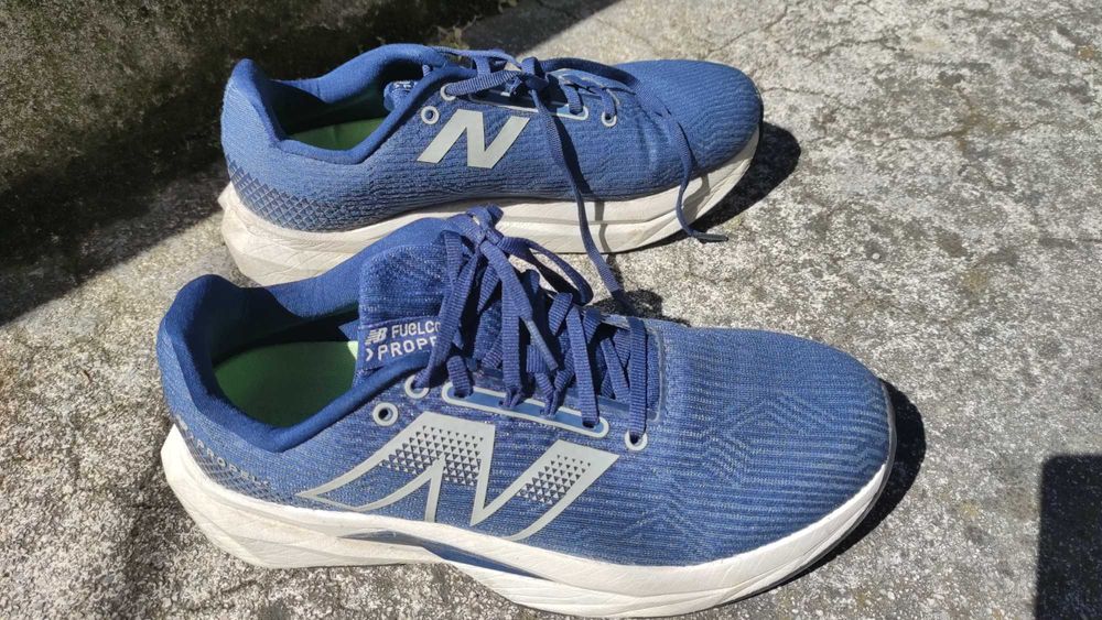 New Balance Fuelcell Propel V5 - EU 42,5