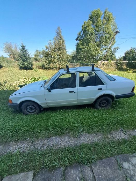 Автомобіль Ford orion