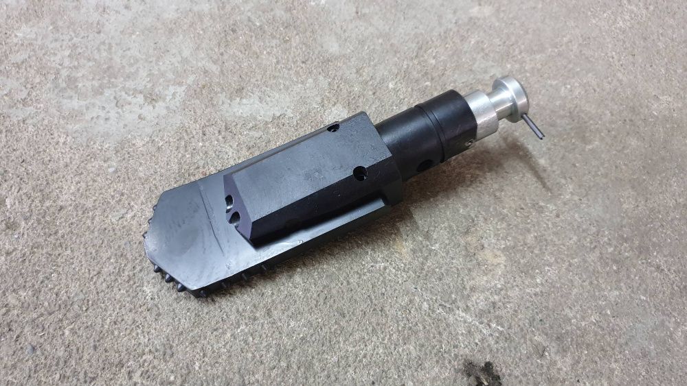 Obudowa sondy z głowicą do wiertnicy GRUNDODRILL TRACTO-TECHNIK HDD