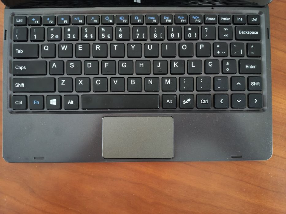 Tablet Windows com teclado