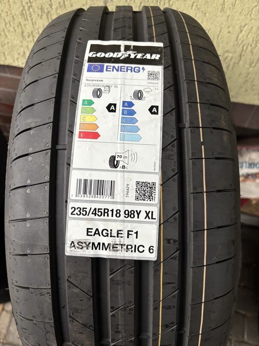 Komplet opon letnich Goodyear Eagle F1 235/45 R18 (nowe)