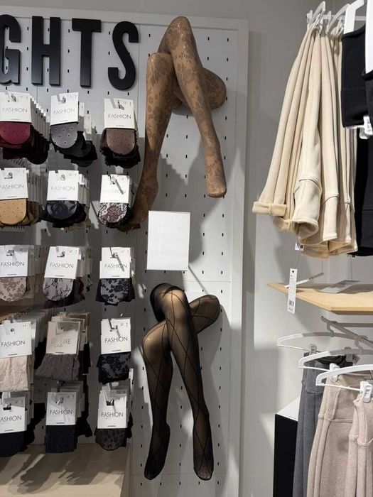 Material Langeri para exposição em lojas comerciais