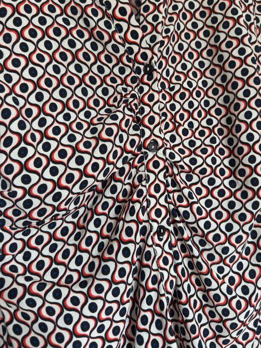 Blusa cintada estampada