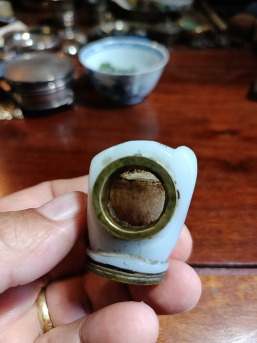 Cabeça de Cachimbo de ópio Jade imperial China séc XVIII 4 cm
