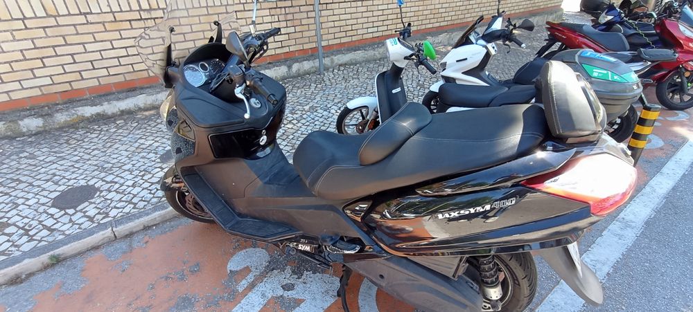 Sym MaxiSym 400i