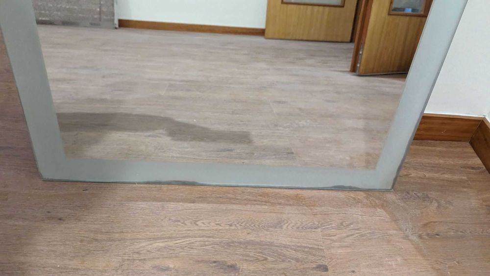 Espelho de WC com candeeiro / Bathroom mirror64551265060481122