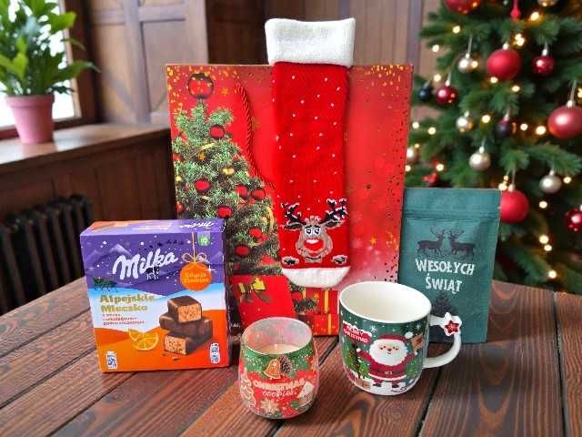 Prezent Świąteczny Zestaw Kubek Skarpety Świeca Herbata Milka Torebka