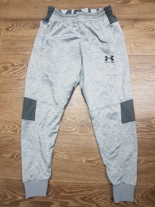 Спортивные штаны Under Armour р.М
