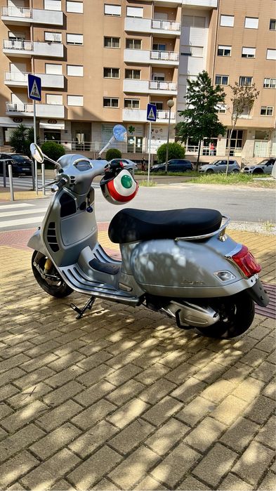 Vespa 300 SuperTech