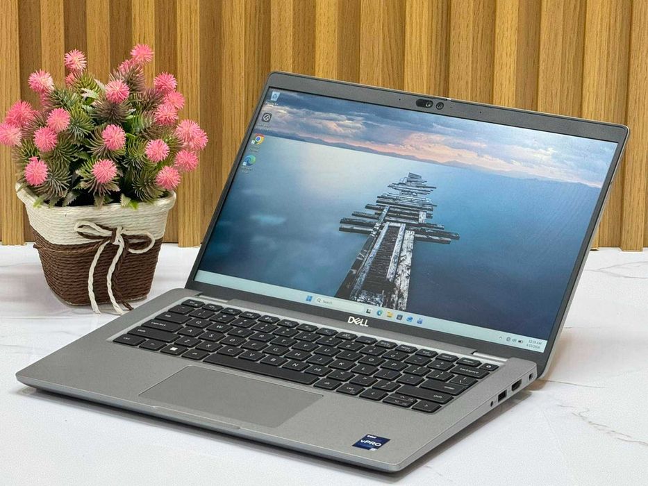 Dell Latitude 14" i5-1245U/16GB/256Nvme linha Profissional
