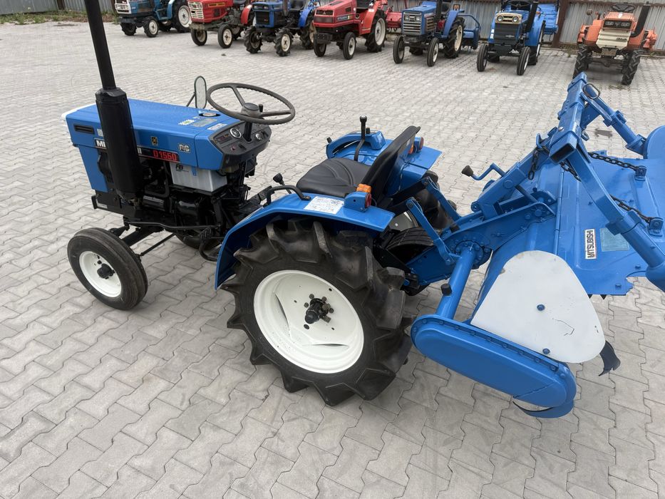 Японський трактор Mitsubishi D1550