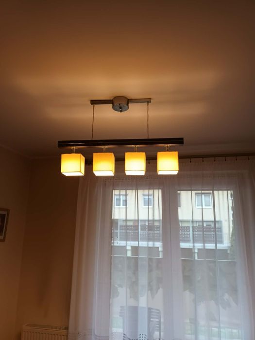 Lampy sufitowe z żarówkami led
