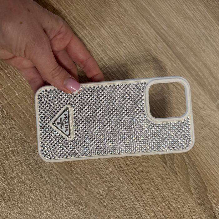 Etui na telefon Pradа